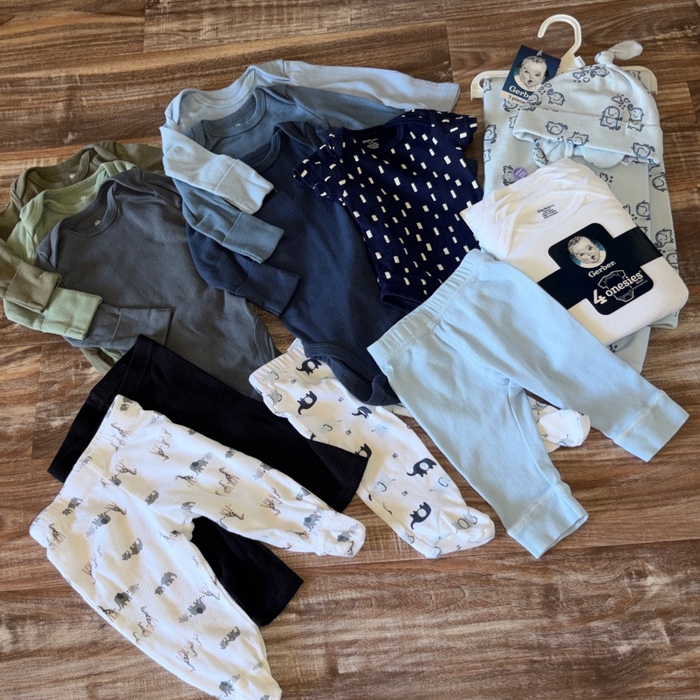 Baby Boy 0-3M 13PC Must Have Separates Bundle